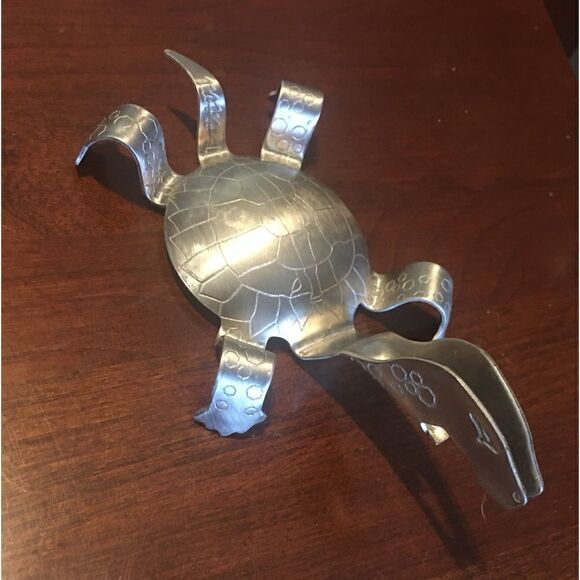 Lager head metal bottle opener turtle unique bar gadget silver pourer - Picture 2 of 3